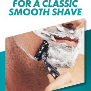 Gillette Mach3 Men's Razor + 12 Razor Blade Refills, 3 Blades for a Smooth Shave